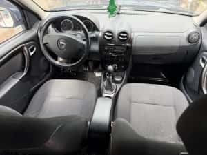 Vand dacia duster 1.5 dci 4x4 inmatriculat Ro — miniatura 5