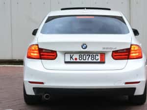 BMW 320d F30 Automat/Trapă/Bi-Xenon adaptiv/Head-up-Display — miniatura 4