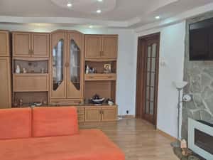 Proprietar vand apartment 2 camere centru decomandat Piatra Neamt — miniatura 4