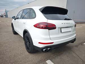 Porsche Cayenne 3.0 V6 4x4 — miniatura 3