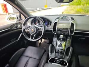 Porsche Cayenne 3.0 V6 4x4 — miniatura 7