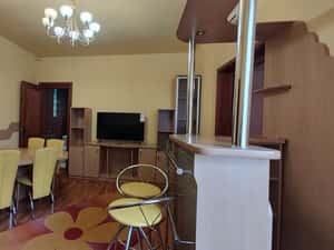 De vanzare/inchiriere apartamentin vila,zona liceul Decebal — miniatura 6