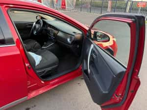 Toyota Auris 1.8 HYBRID — miniatura 7