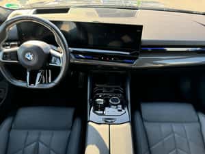BMW 520 Hibrid - 39 550 km - 25.500 EUR — miniatura 4