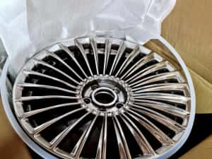 Mercedes CLS 350  Facelift 4x4 pachet AMG. Euro 6 . Impozit mai mic. — miniatura 8