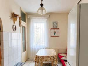Apartament cu 3 camere zona Pandurilor ( parter înalt) — miniatura 3