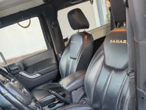 Jeep Wrangler Sahara — miniatura 9