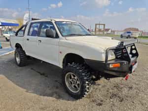 Mitsubishi L200 2.5 OFFROAD — miniatura 10