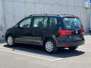 Vw touran 7 locuri,1.6 tdi, navi,senzor parcare,euro 5 — miniatura 3
