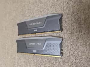Memorie Corsair Vengeance Std PMIC, XMP 3.0 Black Heatspreader, 64GB (2x32GB ), DDR5, 6000MT/s, CL 30, RGB — miniatura 3