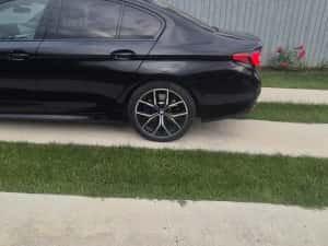 BMW SERIA.           5 — miniatura 5