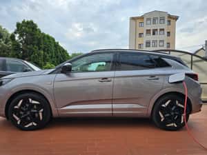 Opel Grandland (X) 310 CP Hibrid 2023 — miniatura 6