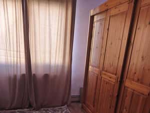 Inchiriez apartament cu 2 camere