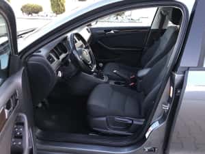 VW Jetta an 10/2016 2.0tdi 81kw 110cp climatronic navigatie euro6 — miniatura 6