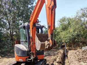 Excavări / Săpături (Gaze,Apa,Enel) Fundați, Hasnale, Excavator /Buldo