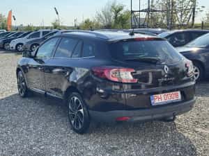 Renault Megane Facelift 2014 BOSE 1.2 Benzina Euro 5 — miniatura 2