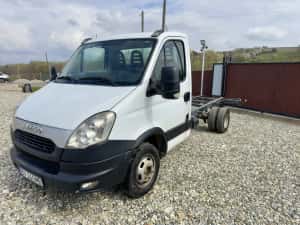 Iveco 2014 distanta intre axe 3.75m 3.0 150cp — miniatura 10
