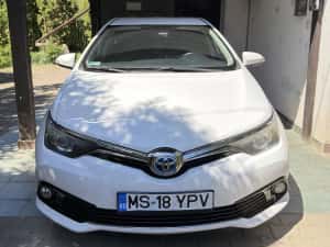 Toyota Auris 2017 hybrid 1.8 automat — miniatura 3