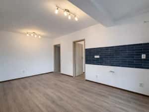 Exclusivitate! Apartament decomandat 2 camere, etaj intermediar, Str. Teilor — miniatura 4
