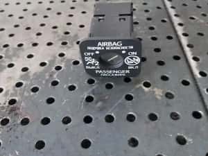Buton airbag toyota verso r2 — miniatura 2