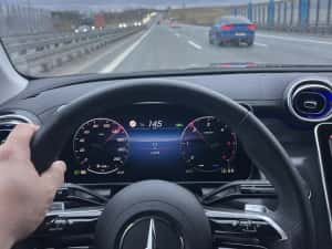 Mercedes Glc 220d amg-night 4Matic — miniatura 6