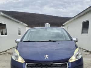 Peugeot 208 Style Edition navigație 1.2 benzină euro 5 import Germania — miniatura 5