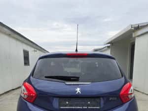 Peugeot 208 Style Edition navigație 1.2 benzină euro 5 import Germania — miniatura 6