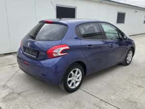 Peugeot 208 Style Edition navigație 1.2 benzină euro 5 import Germania — miniatura 10