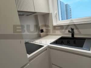 Garsoniera lux, 28mp, balcon, etaj intermediar, parcare, zona centrala — miniatura 6