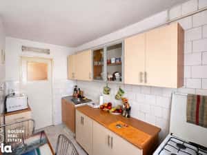 Apartament 3 camere, Malul Muresului-Praporgescu, 2 bai, balkon, etaj — miniatura 6