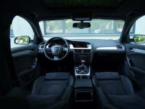 Audi A4 2011 3xS-Line 2.0Diesel 170cp / 12Luni Garantie Motor cutie / Rate / transport la domiciliu gratuit / Revizie ulei filtre distributie gratuita — miniatura 5