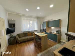 Apartament la casa 76 mp utili terasa curte si pivnita zona Lupeni — miniatura 6