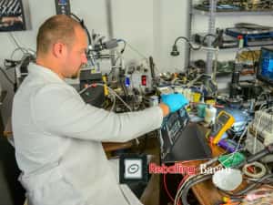 Reparatii : Laptop, Unitati, Console,Telefoane, Tablete,GPS, REBALLING — miniatura 3