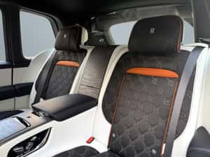 Rolls-Royce Cullinan SUV second-hand de vânzare — miniatura 4