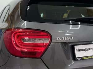 Mercedes-Benz A 180 Hatchback 2014, 244.000 km — miniatura 6