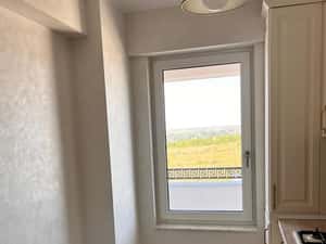 Apartament de inchiriat cu 2 camere decomandat- Royal Town Copou Iasi — miniatura 5