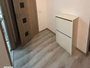 Apartament de 52 mp+10 mp balcon, parter inalt, zona Terra — miniatura 4