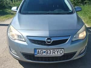 Opel astra J 1.7 cdti — miniatura 1