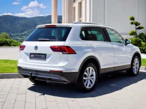 *Rate*Volkswagen Tiguan 2.0 190 Cai Automat *Garantie 12 Luni*RAR Efectuat — miniatura 5