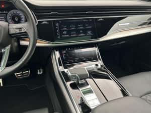 Audi Q8 SUV 286 cp, 79.222 km, 71.110 EUR — miniatura 7