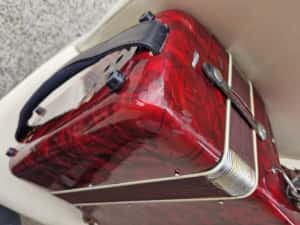Vând acordeon Parrot cu 80 de basi rosu — miniatura 9