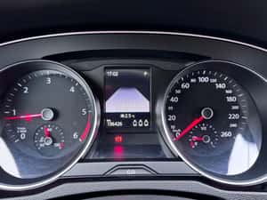 Volkswagen Passat 2.0 TDI DSG Highline 150 HP Diesel — miniatura 6
