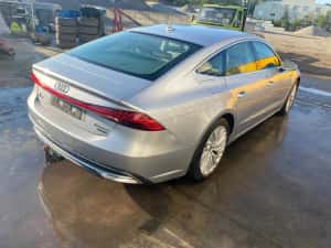 Dezmebrez Audi A7 C8 /4.0tdi/2022/bara/capota/faruri/oglinda/trager — miniatura 3