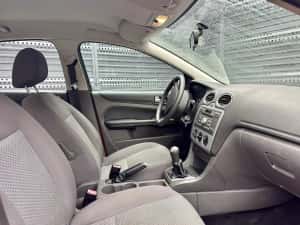 Ford Focus 1.4i - 159.000 km - Pret FIX — miniatura 7