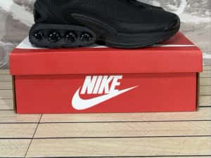 Nike Air Max DN Triple Black — miniatura 1