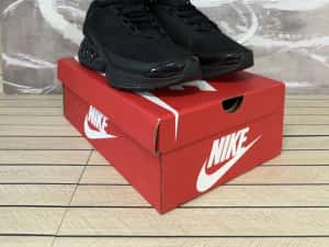 Nike Air Max DN Triple Black — miniatura 2