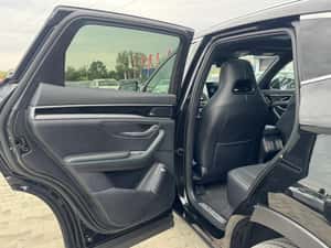 BYD SEAL U - SUV plug-in hybrid 2025 — miniatura 3