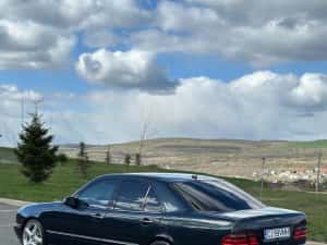 Mercedes-Benz 320 CDI — miniatura 2