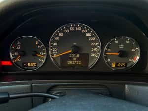 Mercedes-Benz 320 CDI — miniatura 8