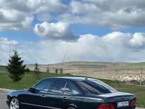 Mercedes-Benz 320 CDI — miniatura 10